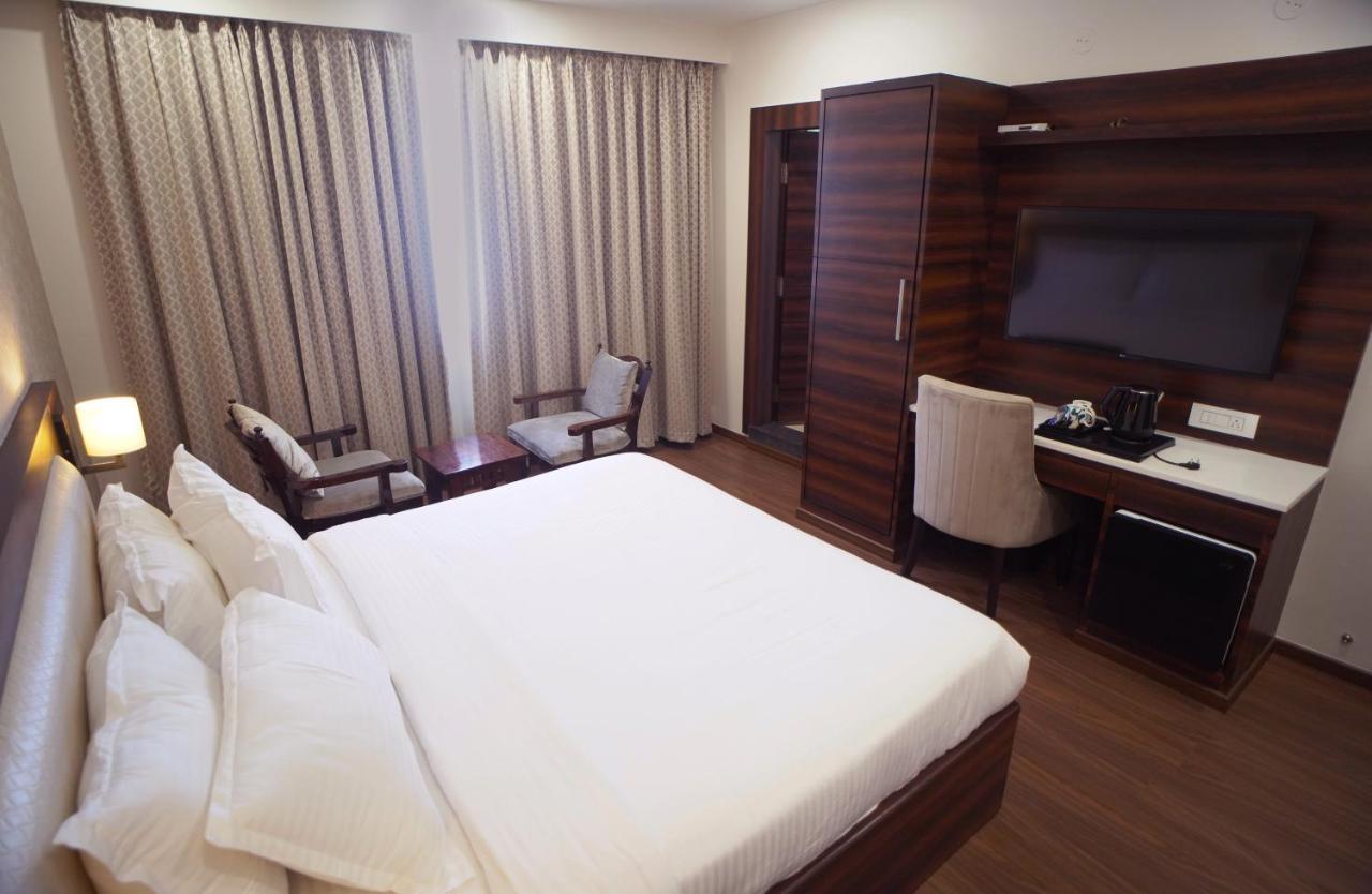 Sai Maa Hotel & Residency Puttaparthi