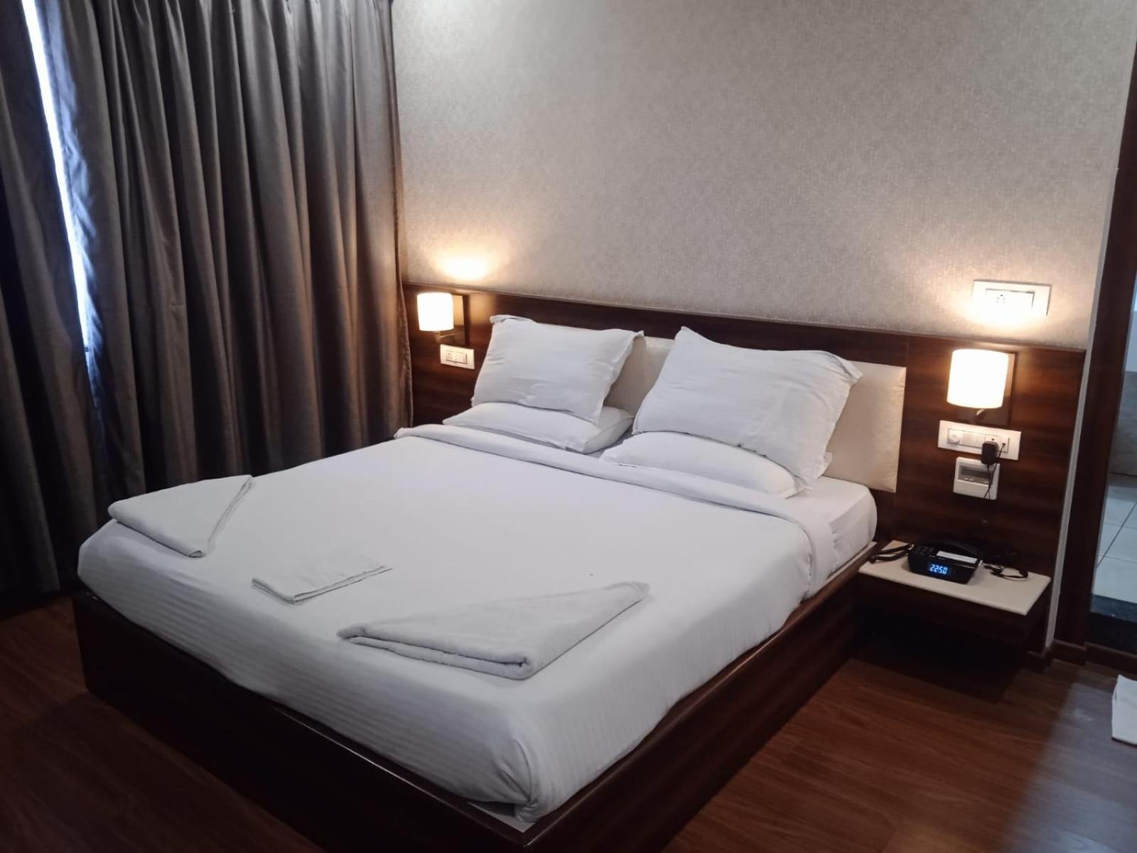 Sai Maa Hotel & Residency Hotel